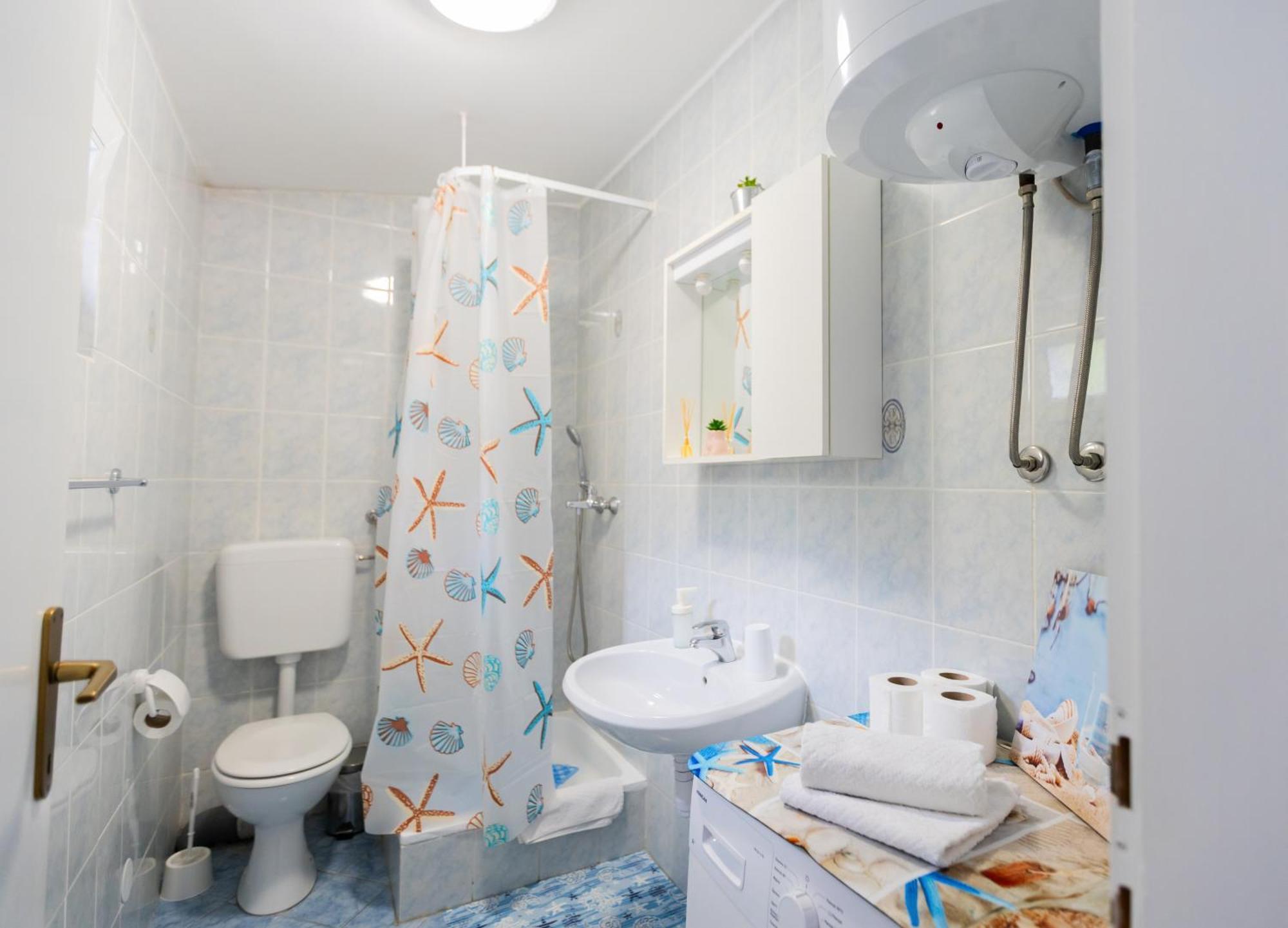 Apartments Rudi ロクヴァ・ロゴズニツァ エクステリア 写真