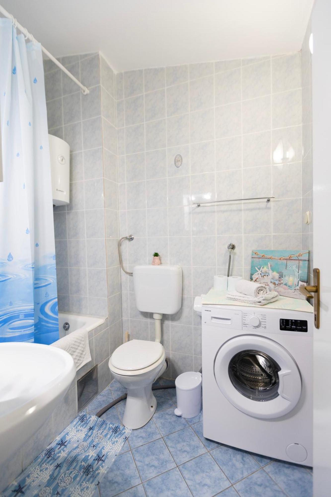 Apartments Rudi ロクヴァ・ロゴズニツァ エクステリア 写真